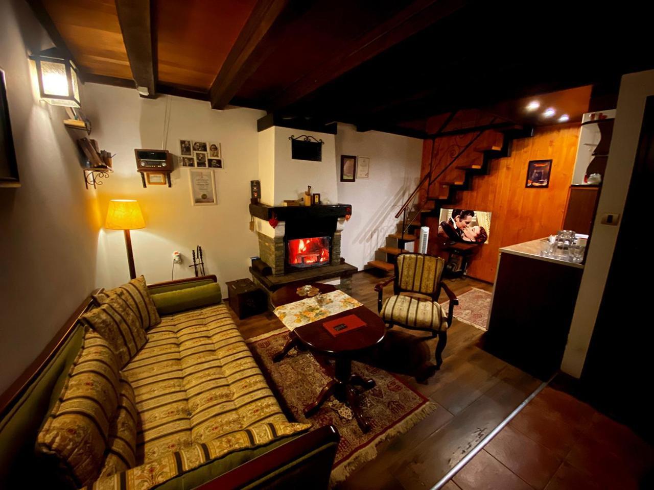 Apartamento Oaza Prirode, Brvnare Platan Vrdnik Exterior foto