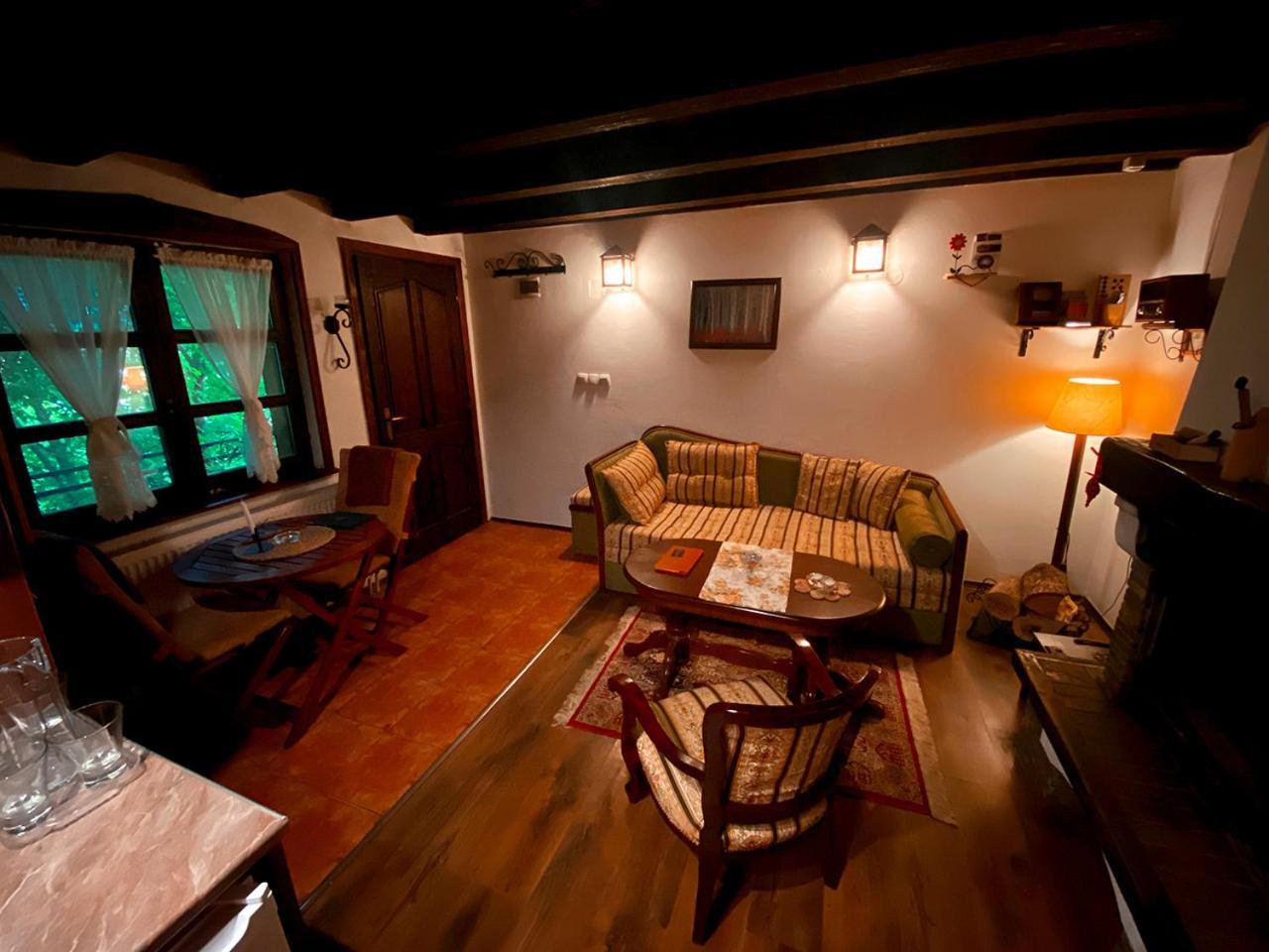 Apartamento Oaza Prirode, Brvnare Platan Vrdnik Exterior foto